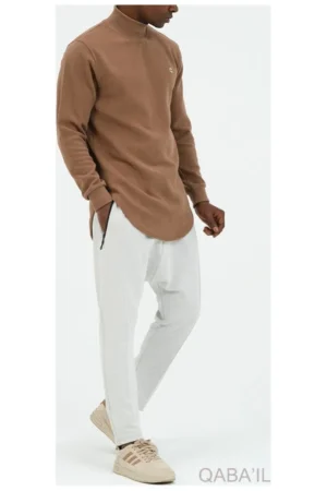 Pull col montant qaba'il taupe