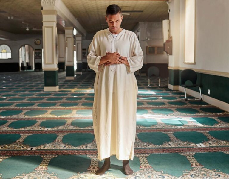 qamis pour la prière