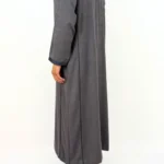 Caftan homme peau de pêche gris foncé à galon anthracite, autre profil