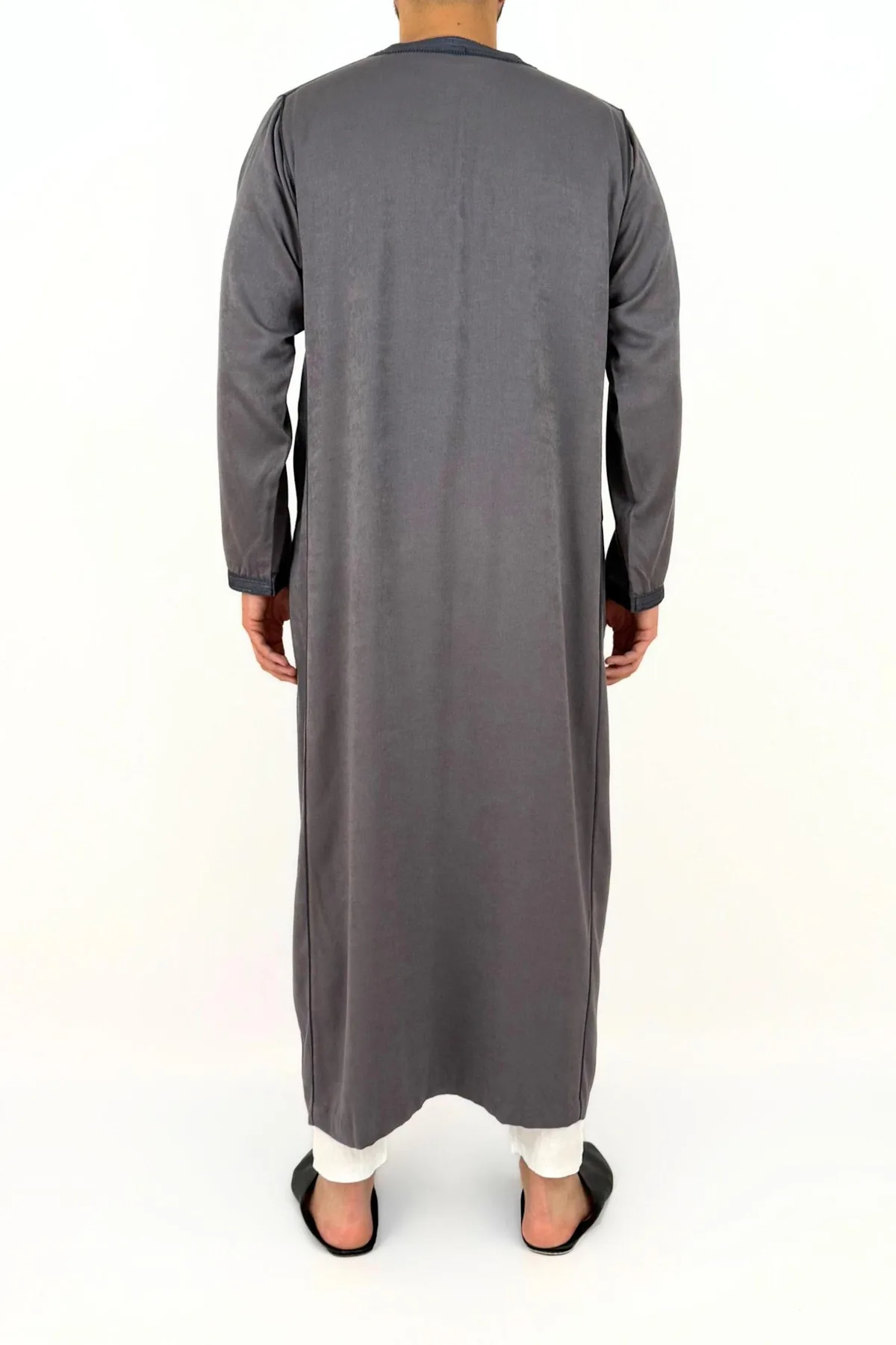 Caftan homme peau de pêche gris foncé à galon anthracite, vue de dos