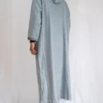 Djellaba homme hiver bleu chiné Djellaba homme hiver bleu chiné, gris bleu à passementerie, vue de dos