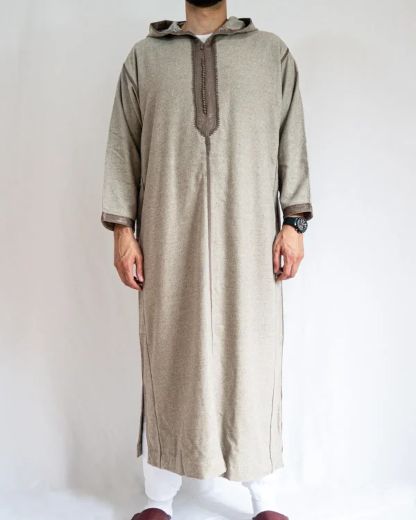 Djellaba homme hiver brun Djellaba homme hiver brune (taupe chiné) à passementerie marron