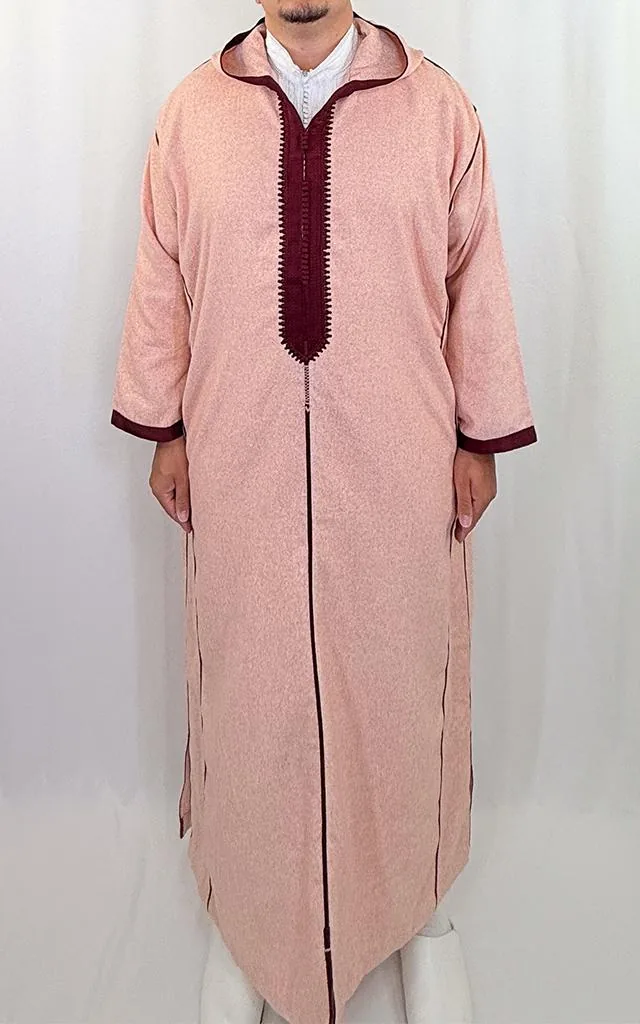 Djellaba homme hiver saumon Djellaba homme hiver saumon à capuche, plastron brodé bordeaux