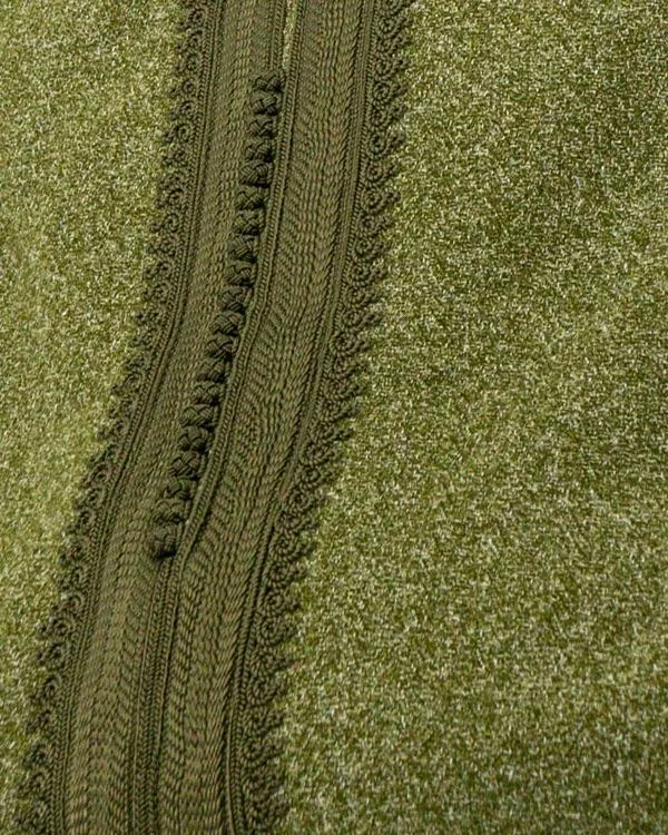 Djellaba homme hiver vert Djellaba homme hiver verte (vert kaki chiné) à capuche, détail de la passementerie